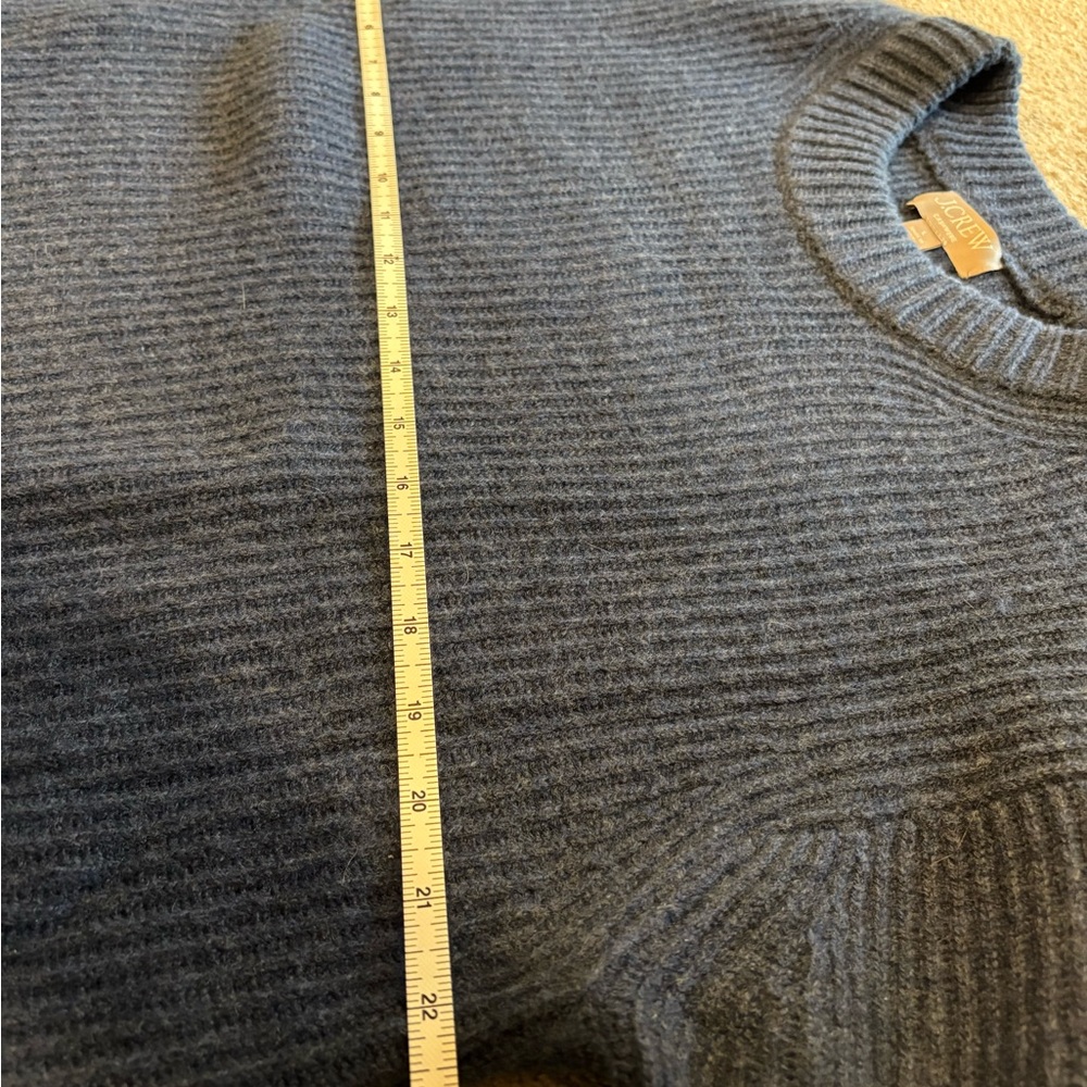 J. Crew Ribbed cashmere cropped crewneck sweater, Large - Picture 3 of 7